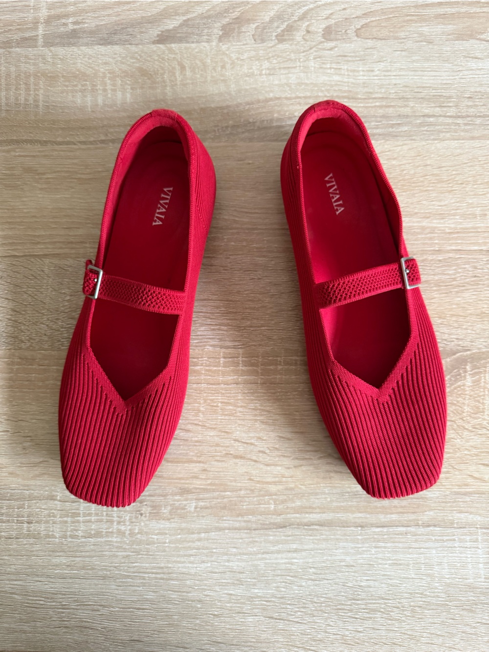 Vivaia Margot Mary Jane Square-Toe flats in ruby red Sz 40.5/9-9.5 - Picture 8 of 8